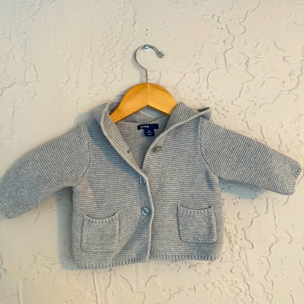 Baby Gap - sweet bear ear hoodie 3-6M in super soft 100% cotton